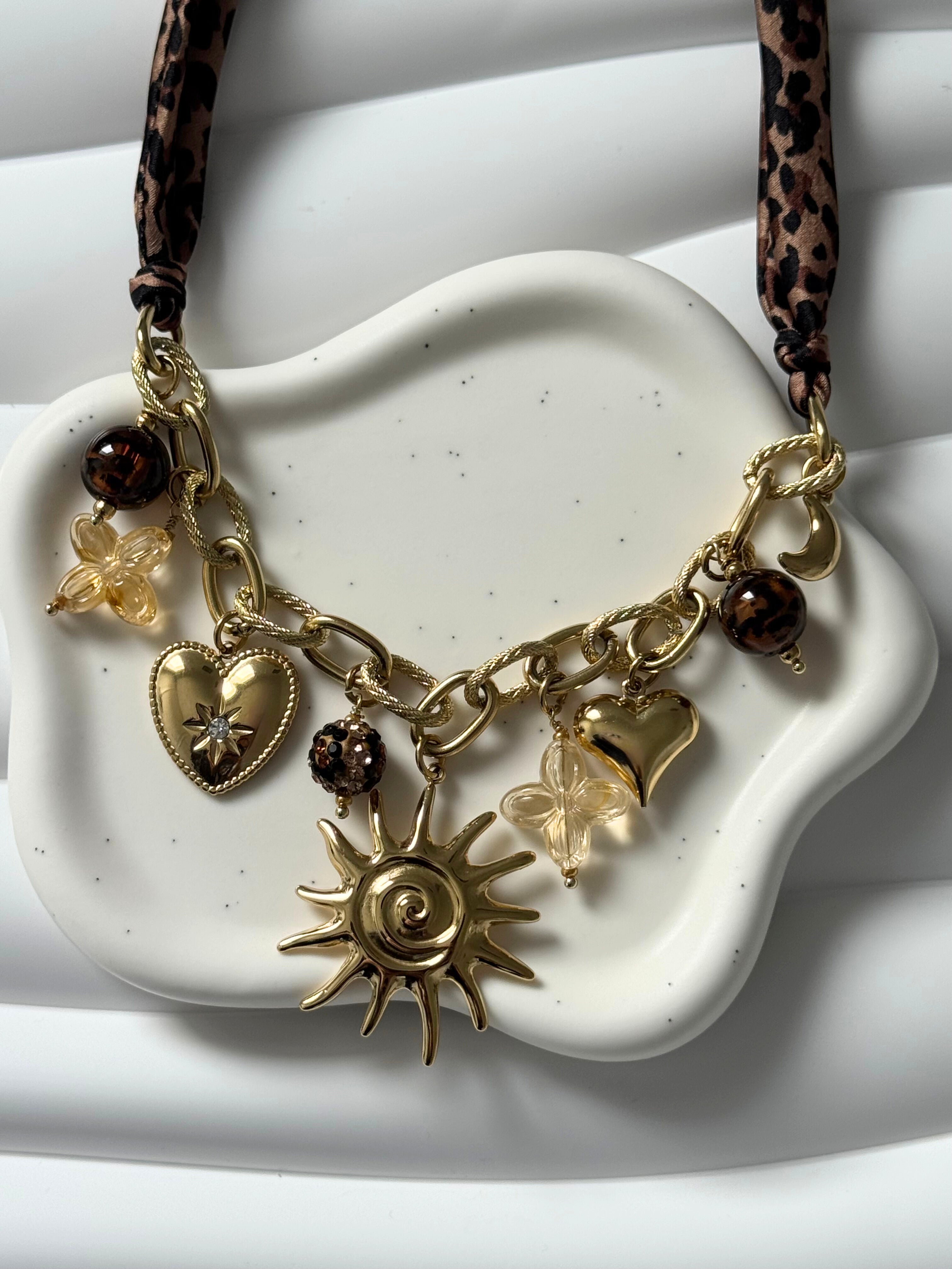 Collier Ruban Léopard Soleil