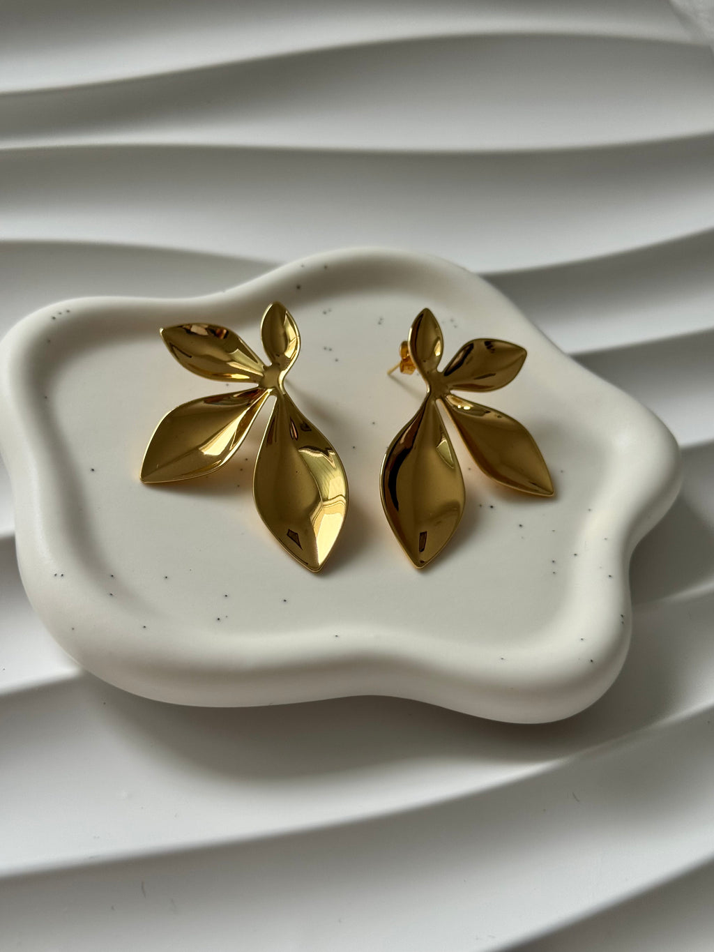 Boucles D’oreilles Feuilles Dorées