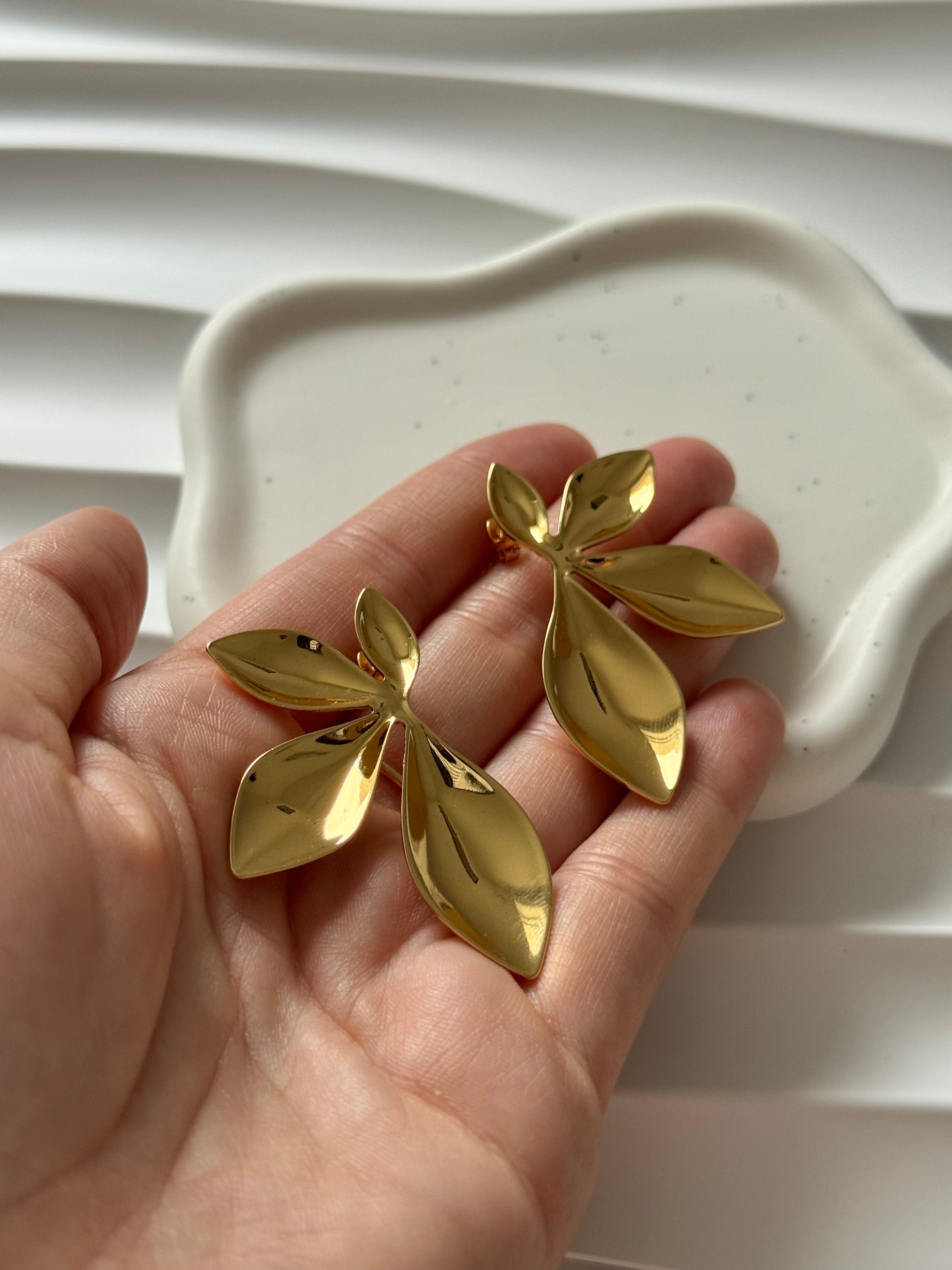 Boucles D’oreilles Feuilles Dorées